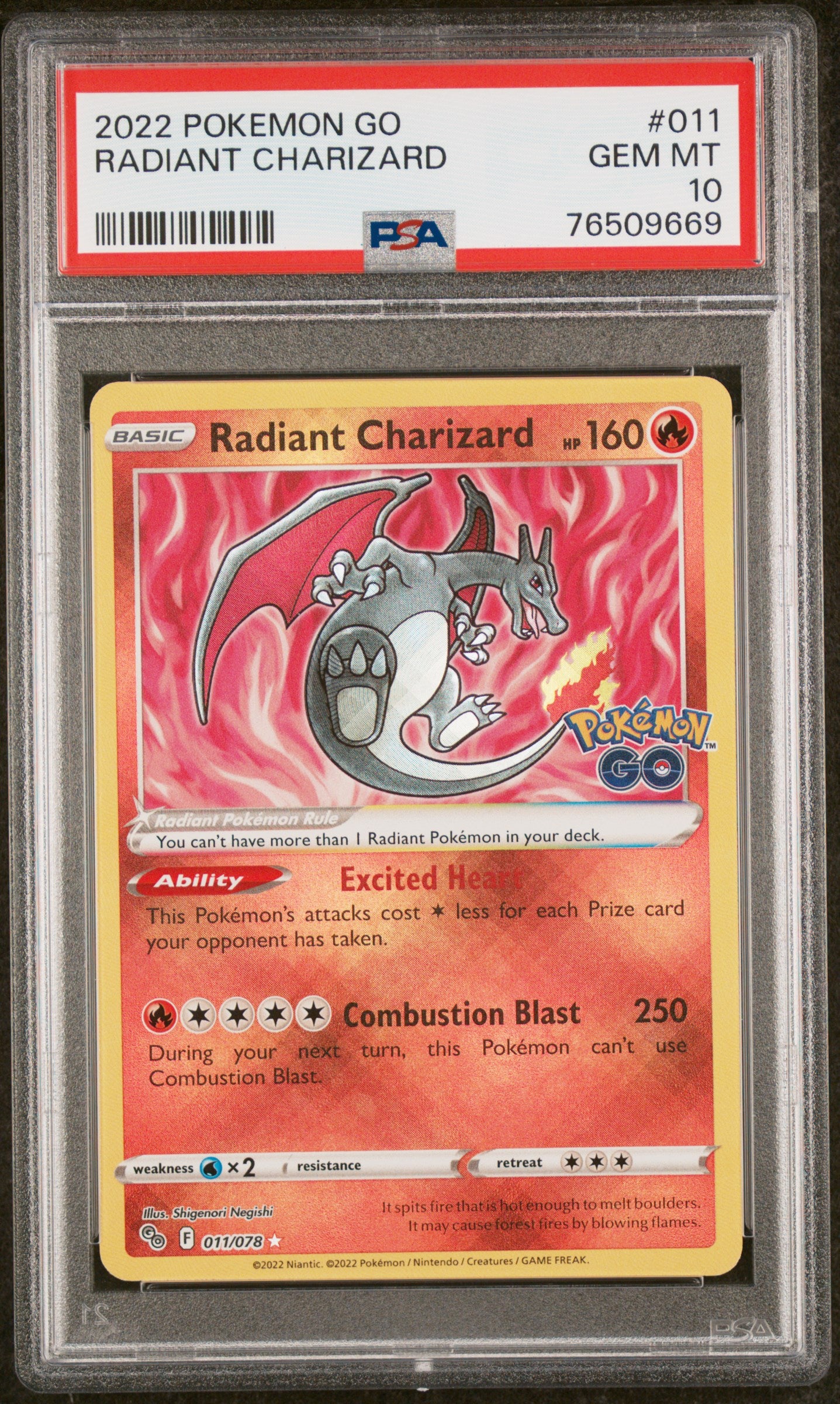 Radiant Charizard 011/078 — Pokémon GO — PSA 10 GEM MINT
